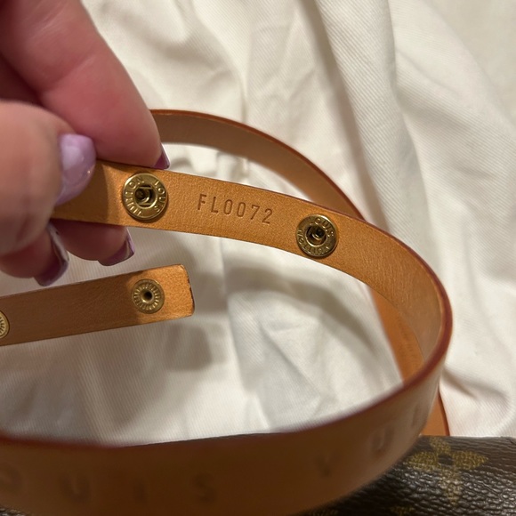 Louis Vuitton Florentine waist bag monogram canvas. 💯 authentic - Picture 9 of 9